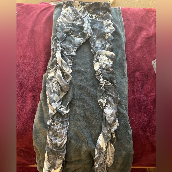 Gray,White and black  stacked leggings - Picture 1 of 2